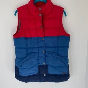 Super cute Roxy vest women’s size large. Gently worn